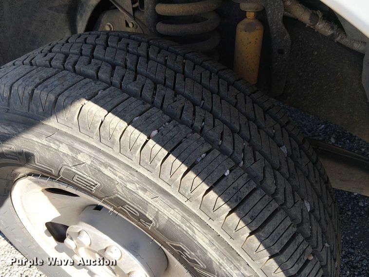 image for item EC1295 2008 Ford F250 Super Duty utility bed pickup truck