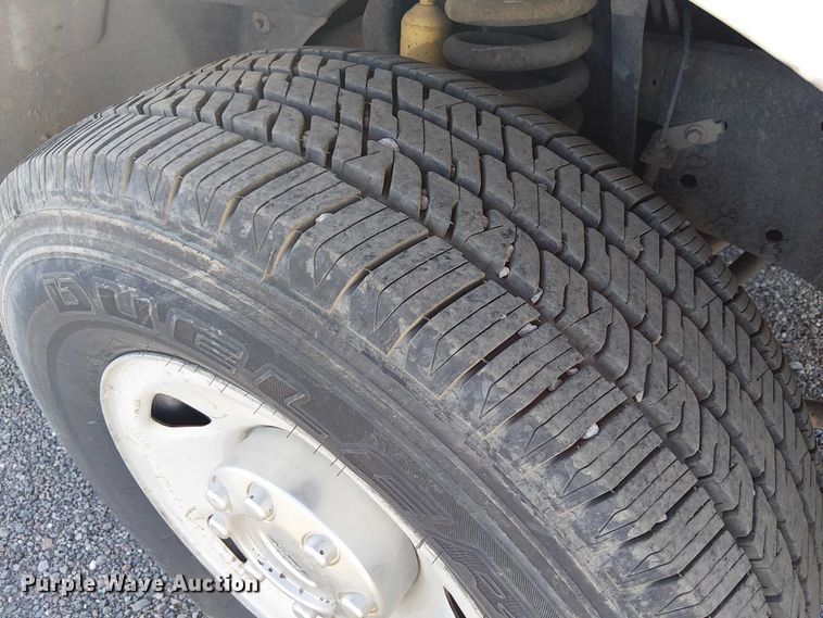 image for item EC1295 2008 Ford F250 Super Duty utility bed pickup truck