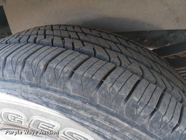 image for item EC1295 2008 Ford F250 Super Duty utility bed pickup truck