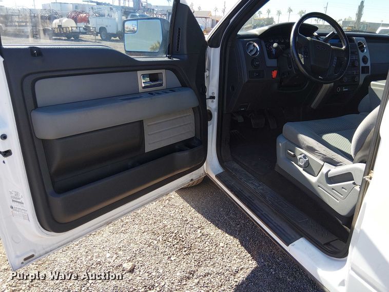 image for item EC1302 2011 Ford F150 SuperCrew pickup truck