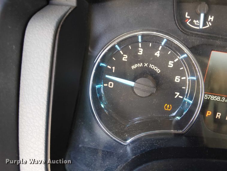 image for item EC1302 2011 Ford F150 SuperCrew pickup truck