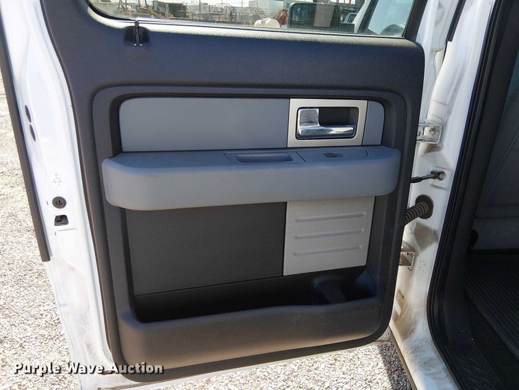 image for item EC1302 2011 Ford F150 SuperCrew pickup truck