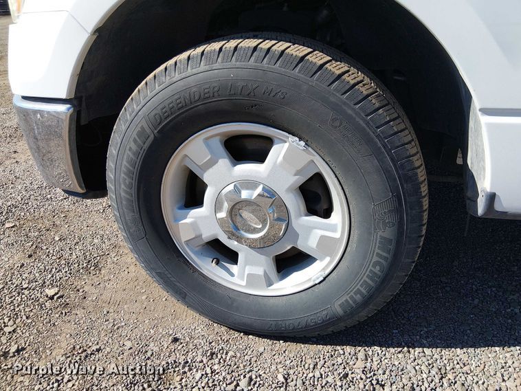 image for item EC1302 2011 Ford F150 SuperCrew pickup truck