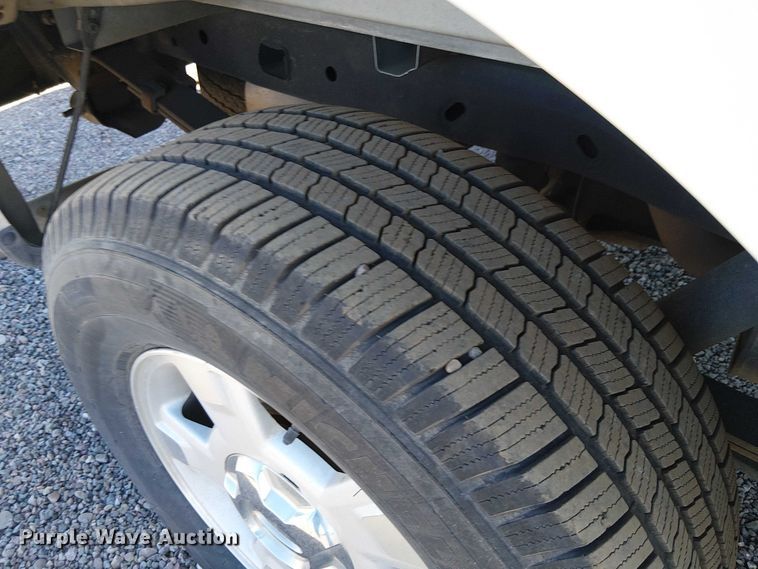 image for item EC1302 2011 Ford F150 SuperCrew pickup truck