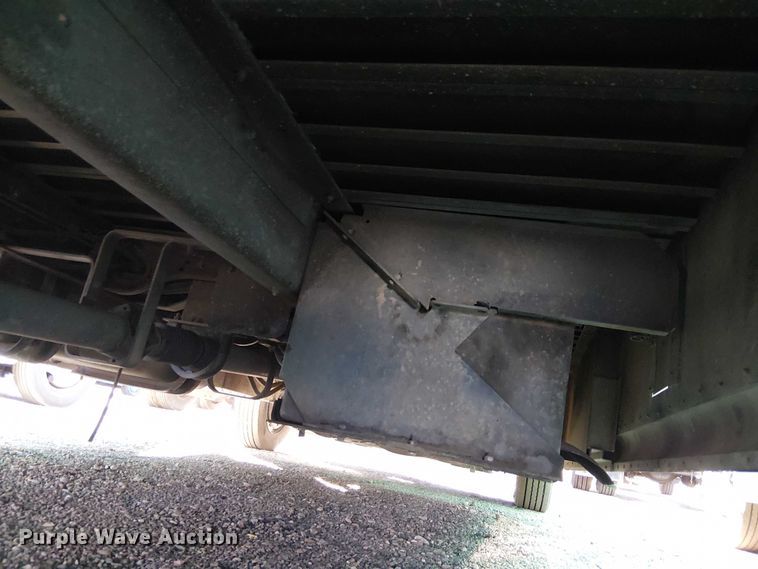 image for item EC1310 2014 Freightliner MT45 delivery truck