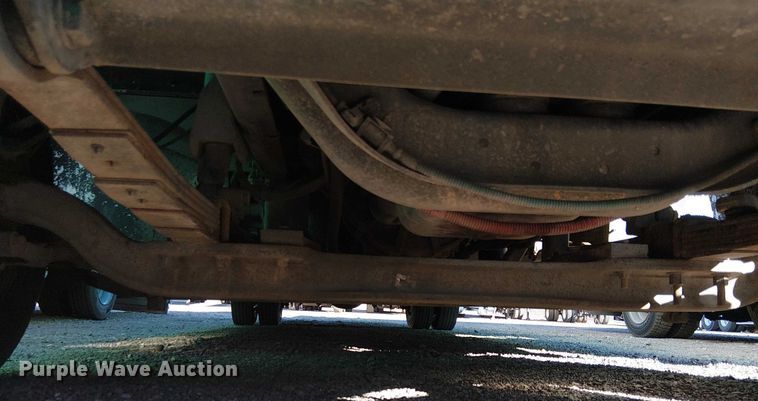 image for item EC1310 2014 Freightliner MT45 delivery truck