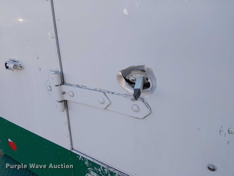 image for item EC1310 2014 Freightliner MT45 delivery truck