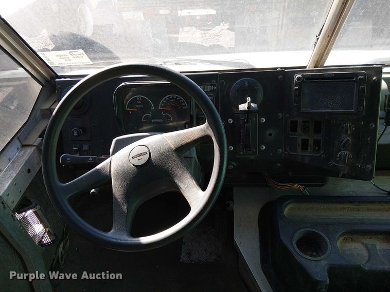 image for item EC1310 2014 Freightliner MT45 delivery truck