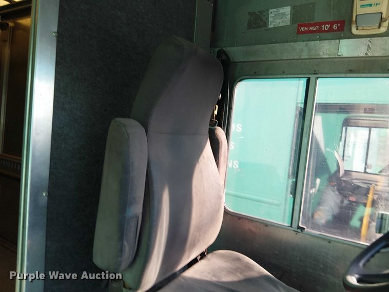 image for item EC1310 2014 Freightliner MT45 delivery truck