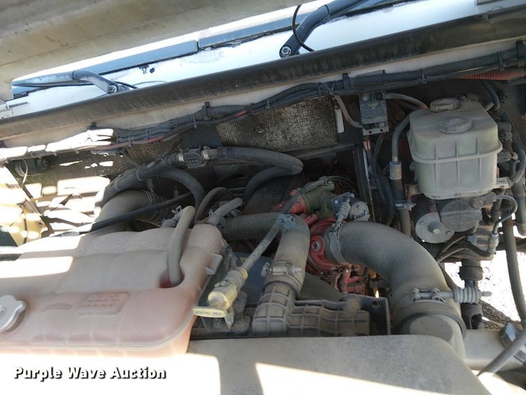 image for item EC1310 2014 Freightliner MT45 delivery truck