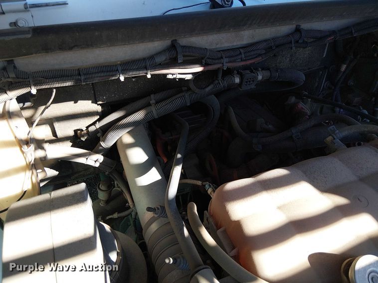 image for item EC1310 2014 Freightliner MT45 delivery truck