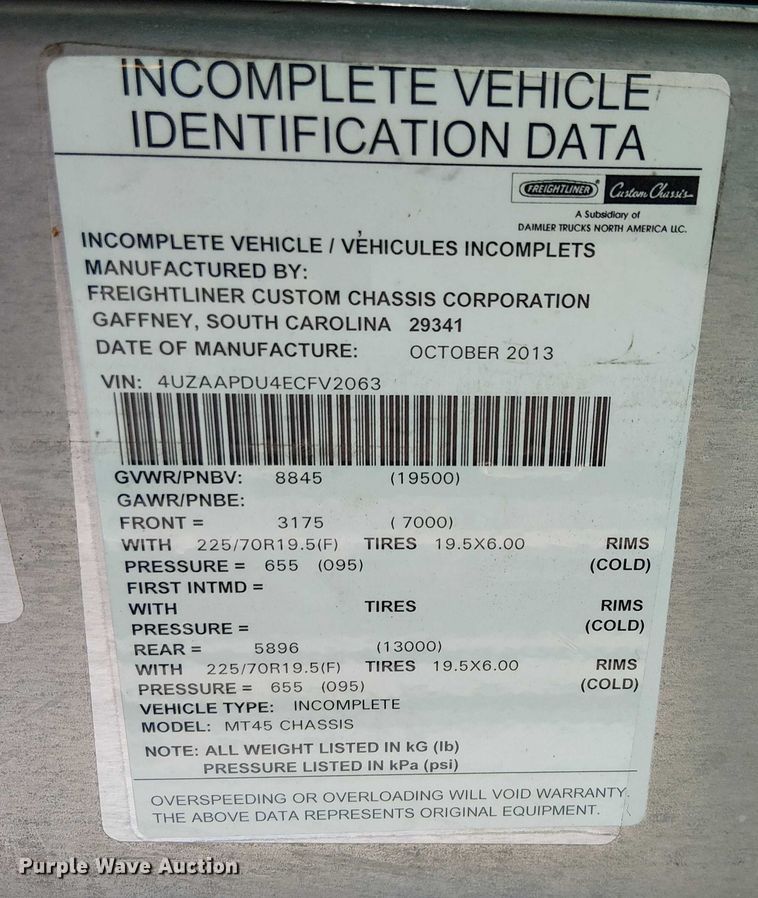 image for item EC1310 2014 Freightliner MT45 delivery truck