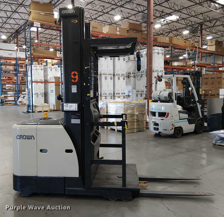 image for item EC1316 2016 Crown SP3520-30 order picker