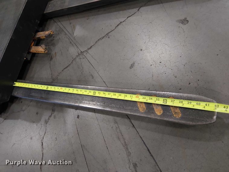 image for item EC1316 2016 Crown SP3520-30 order picker