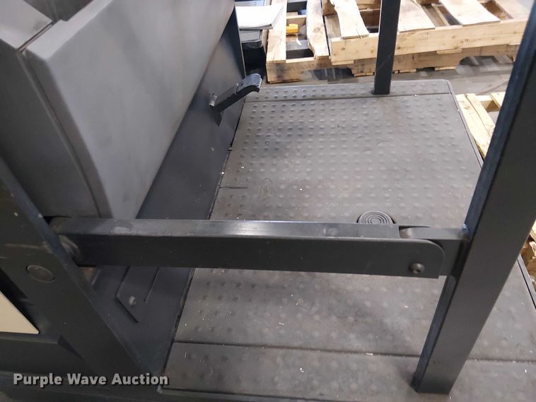 image for item EC1316 2016 Crown SP3520-30 order picker