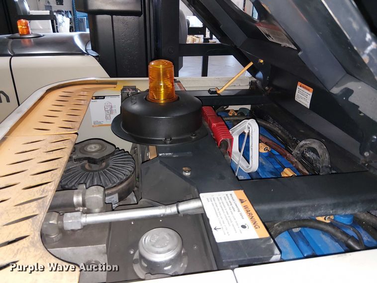 image for item EC1316 2016 Crown SP3520-30 order picker