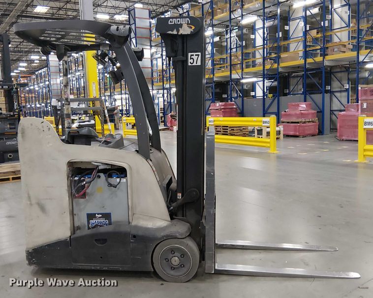 image for item EC1337 2017 Crown RC5545-40 forklift