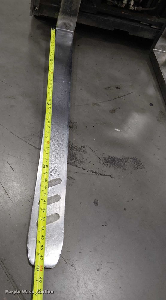 image for item EC1337 2017 Crown RC5545-40 forklift