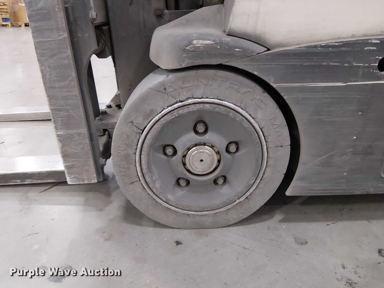 image for item EC1337 2017 Crown RC5545-40 forklift