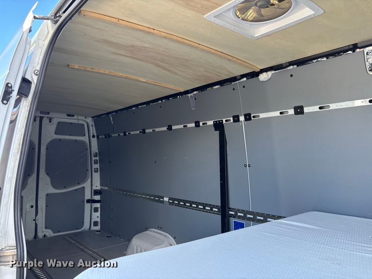 image for item EC3892 2017 Mercedes-Benz Sprinter 3500 van