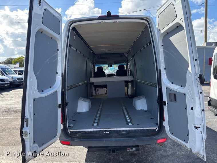 image for item EC3892 2017 Mercedes-Benz Sprinter 3500 van