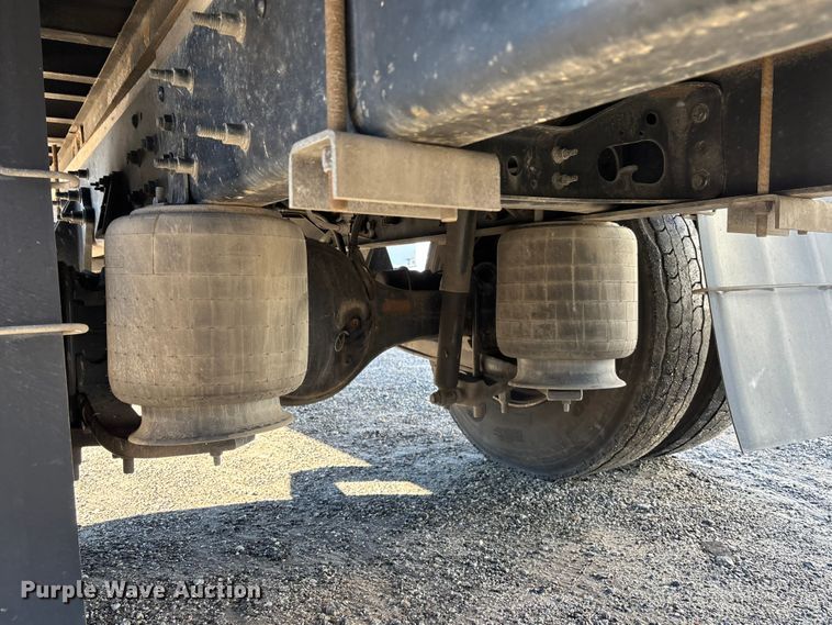 image for item EC3893 2019 International MV607 box truck