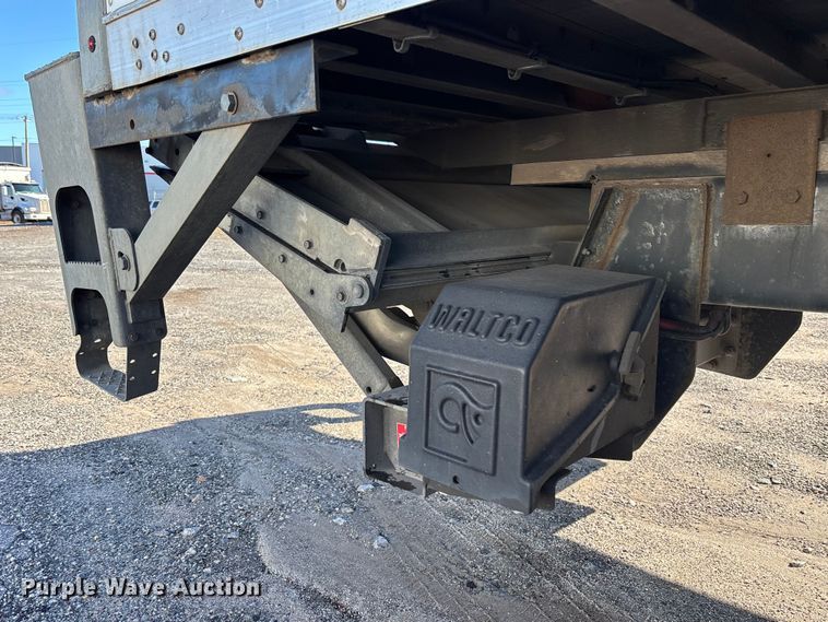 image for item EC3893 2019 International MV607 box truck