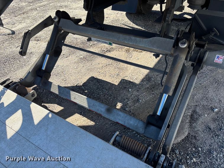 image for item EC3893 2019 International MV607 box truck