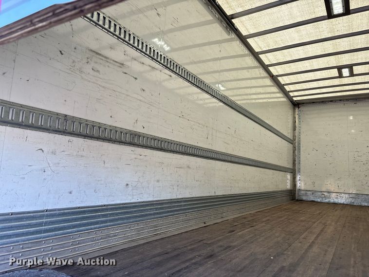 image for item EC3893 2019 International MV607 box truck