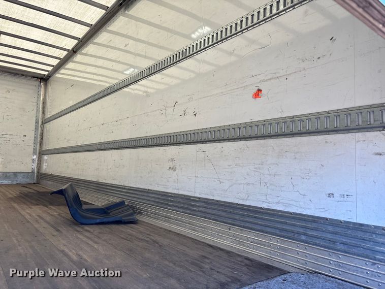 image for item EC3893 2019 International MV607 box truck