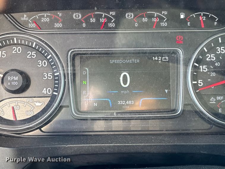 image for item EC3893 2019 International MV607 box truck