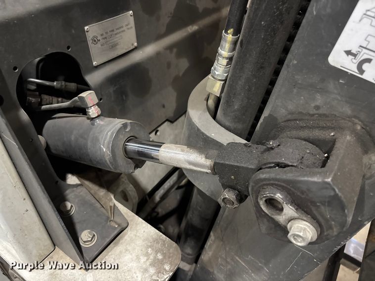 image for item EC3896 2017 UniCarriers PF50 forklift