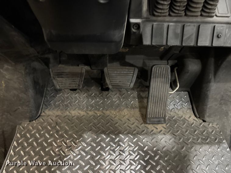 image for item EC3896 2017 UniCarriers PF50 forklift