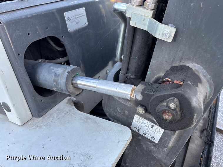 image for item EC3899 2015 Nissan PF80YLP forklift