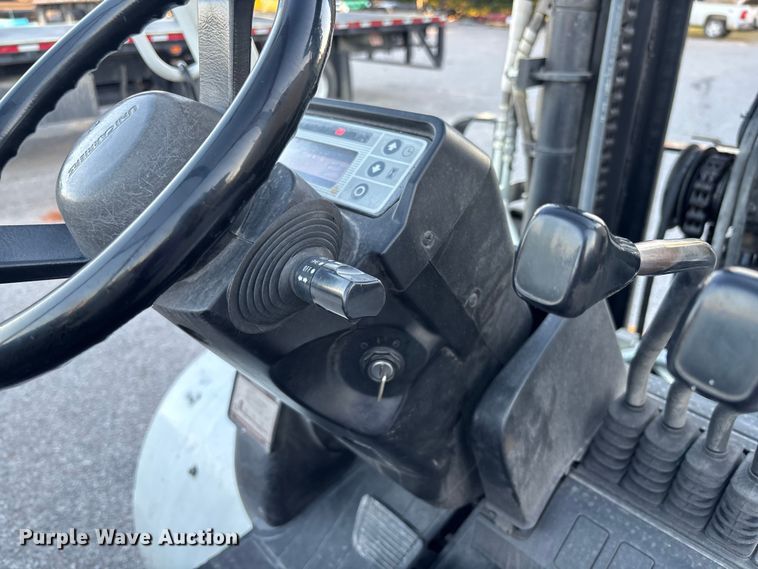 image for item EC3899 2015 Nissan PF80YLP forklift