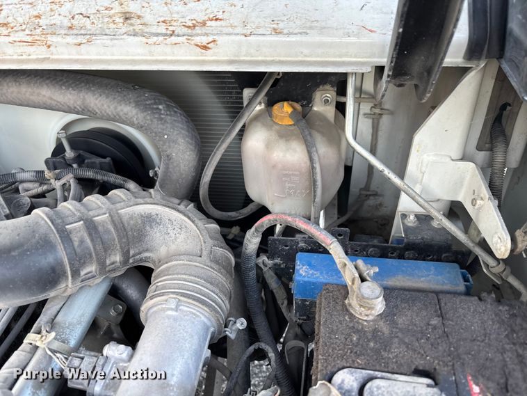 image for item EC3899 2015 Nissan PF80YLP forklift