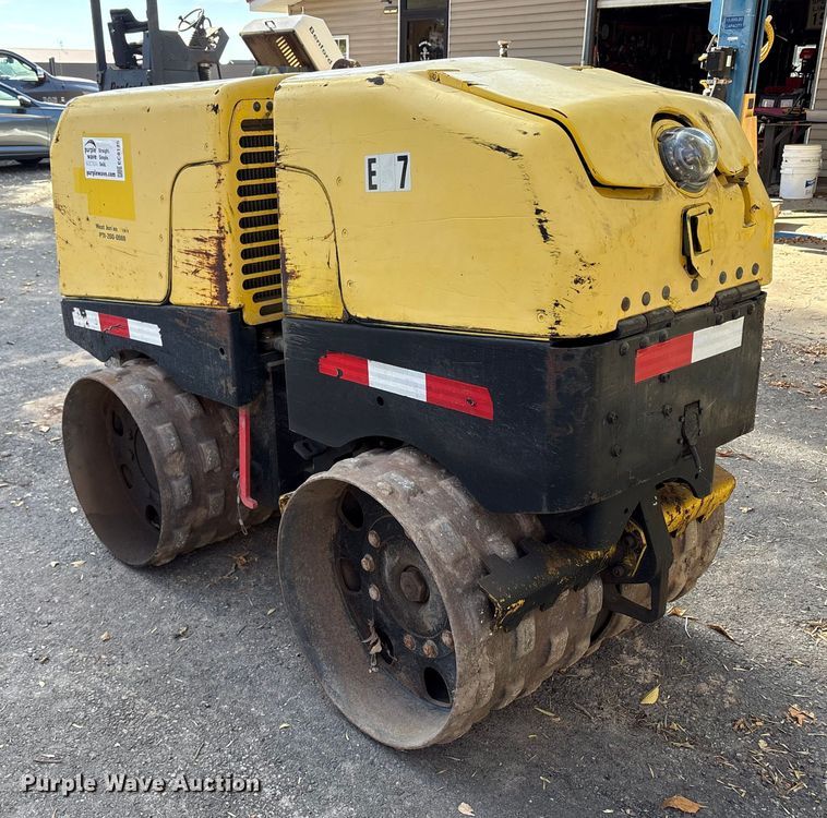 image for item EC8125 2007 Wacker Neuson trench compactor