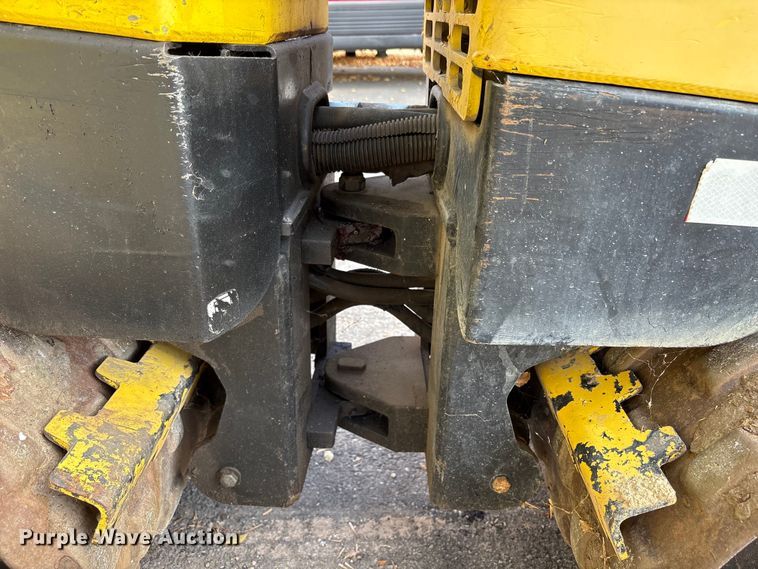 image for item EC8125 2007 Wacker Neuson trench compactor