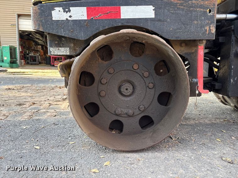 image for item EC8125 2007 Wacker Neuson trench compactor