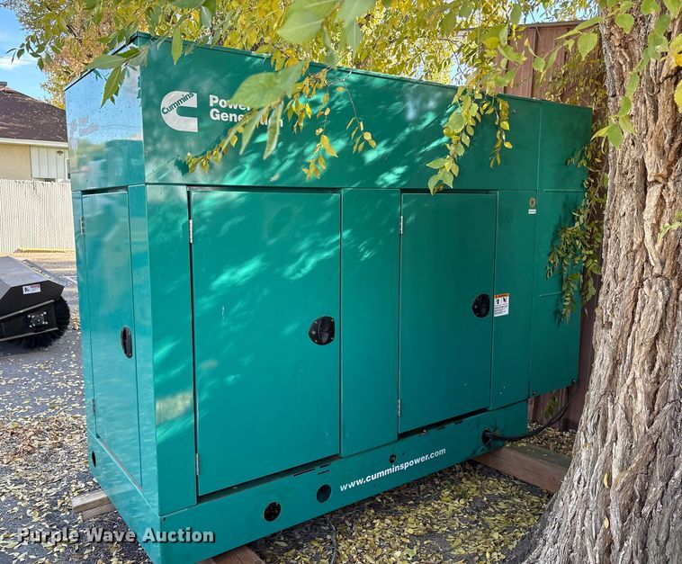 image for item EC8128 2004 Cummins Power Generation DGCB-5937289 generator