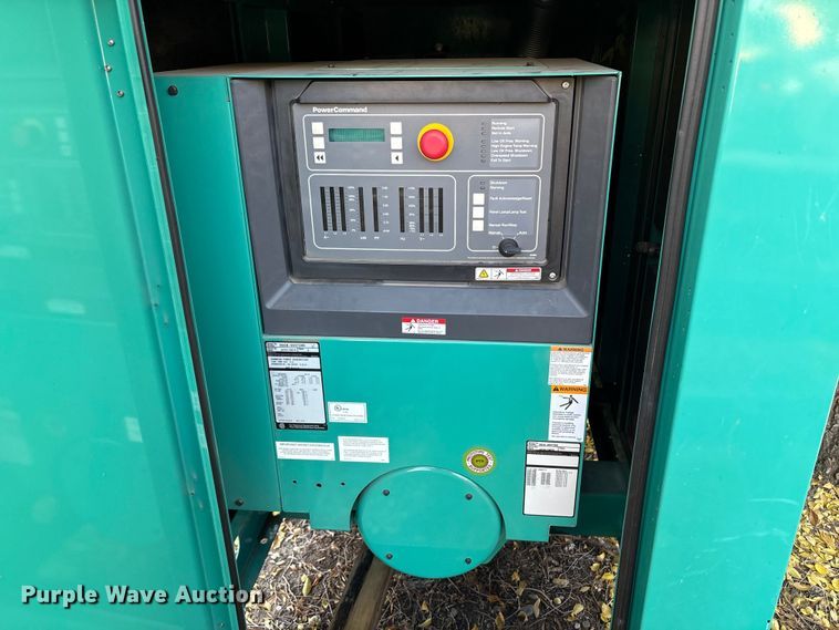 image for item EC8128 2004 Cummins Power Generation DGCB-5937289 generator