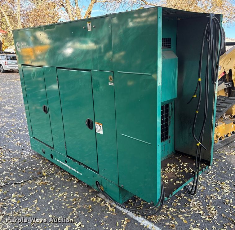 image for item EC8128 2004 Cummins Power Generation DGCB-5937289 generator
