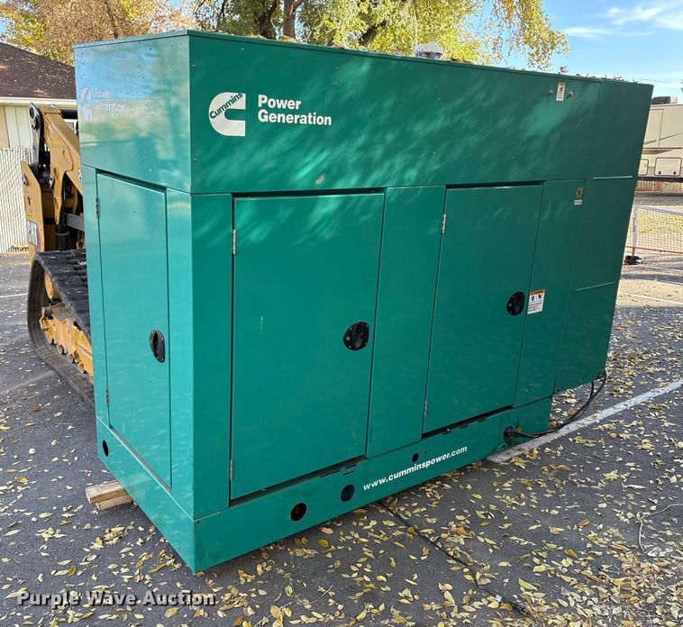 image for item EC8128 2004 Cummins Power Generation DGCB-5937289 generator