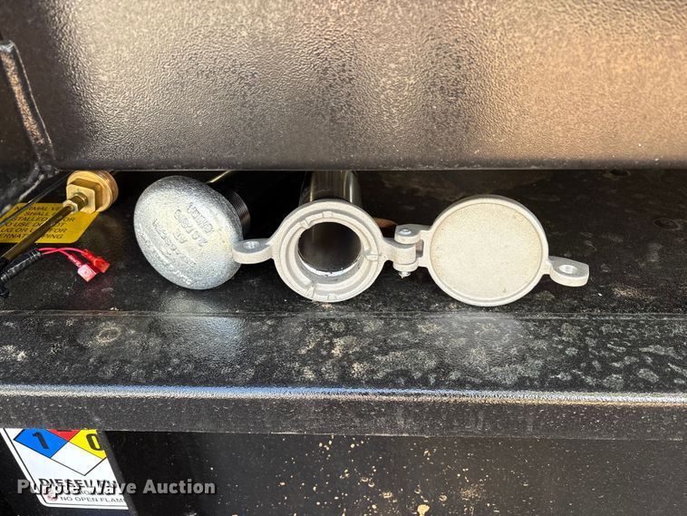 image for item EC8128 2004 Cummins Power Generation DGCB-5937289 generator