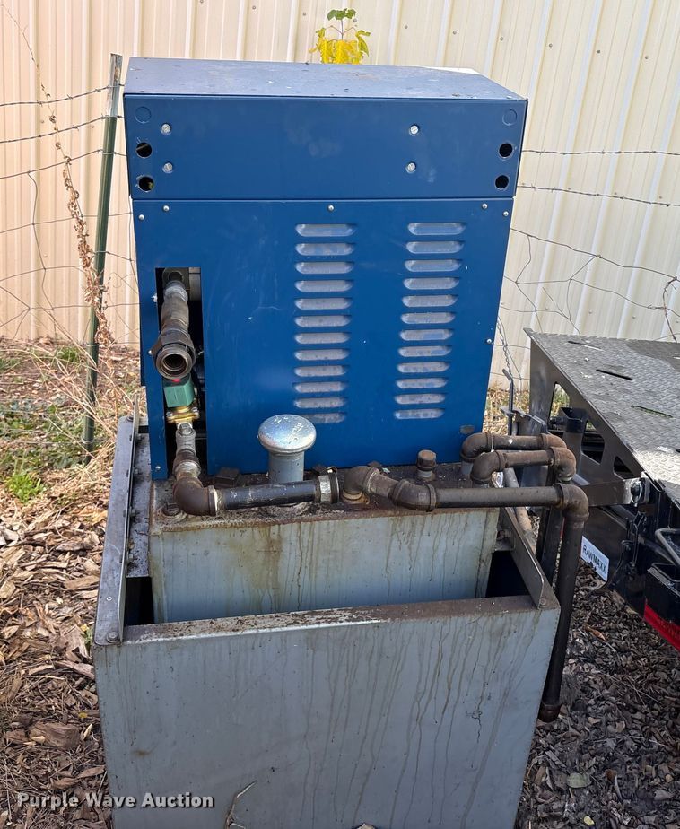 image for item EC8128 2004 Cummins Power Generation DGCB-5937289 generator