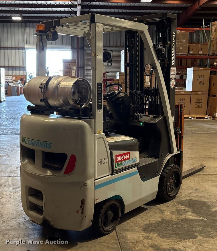 MONTACARGAS 2017 UNICARRIERS CFS40