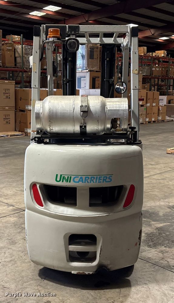 image for item EC8133 2017 UniCarriers CFS40 forklift