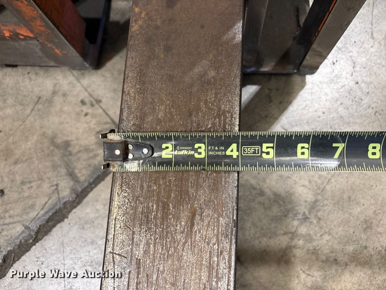 image for item EC8133 2017 UniCarriers CFS40 forklift