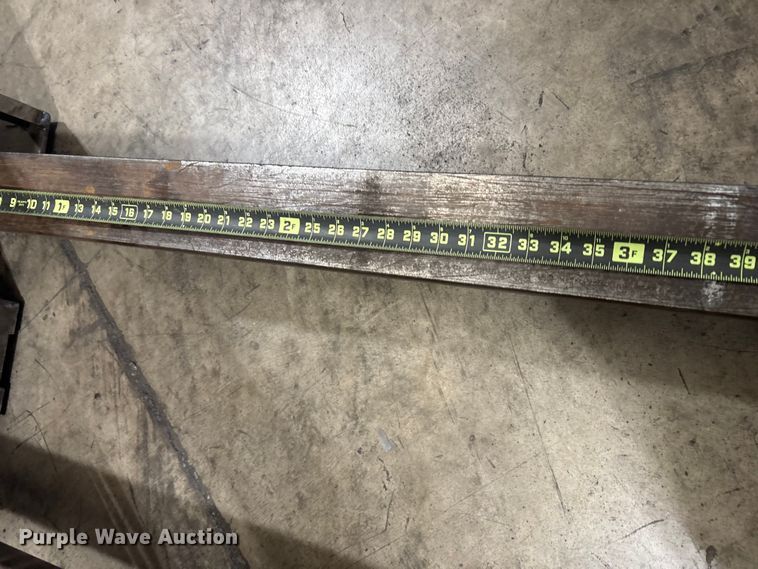 image for item EC8133 2017 UniCarriers CFS40 forklift