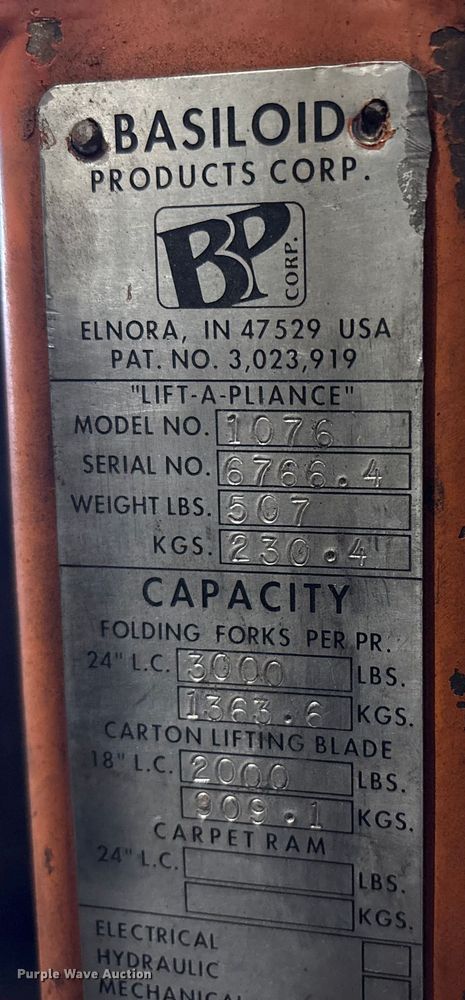 image for item EC8133 2017 UniCarriers CFS40 forklift